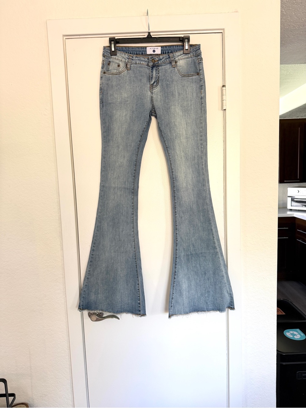 Ac for AG Jeans Light Wash Flared Women’s Jeans
